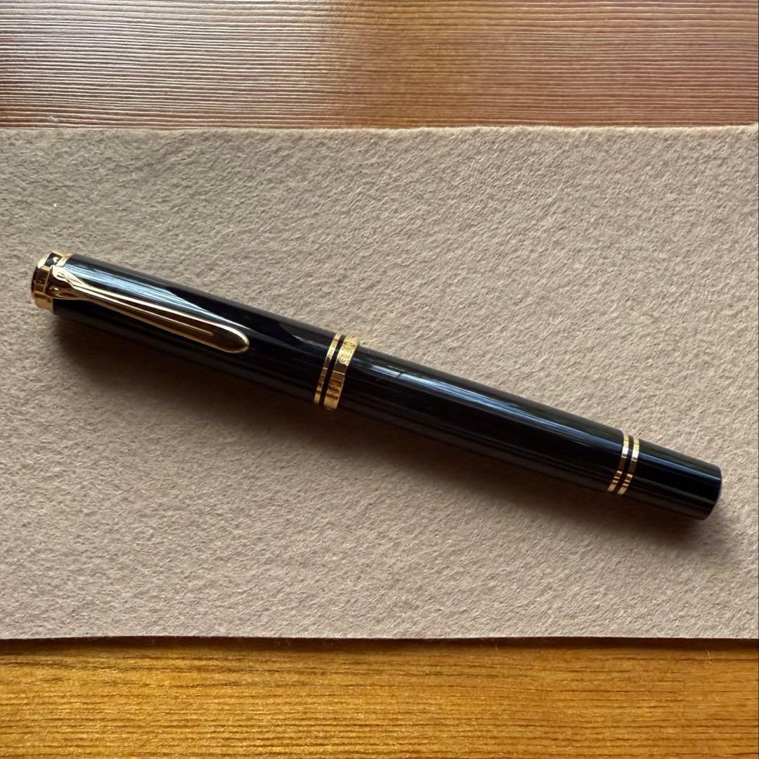 ペリカンスーべレーンM800・中字M・黒・未使用に近い・美品