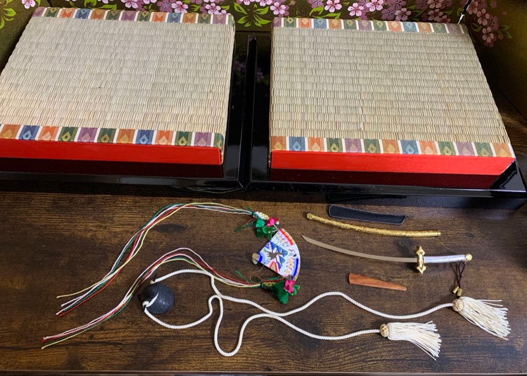 【8日迄出品】京雅　小倉草園作　絶世の美男美女　親王飾り　十二単唐衣裳姿仕様