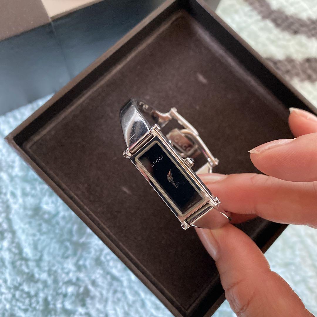 GUCCI 腕時計　レディース　箱、カードあり