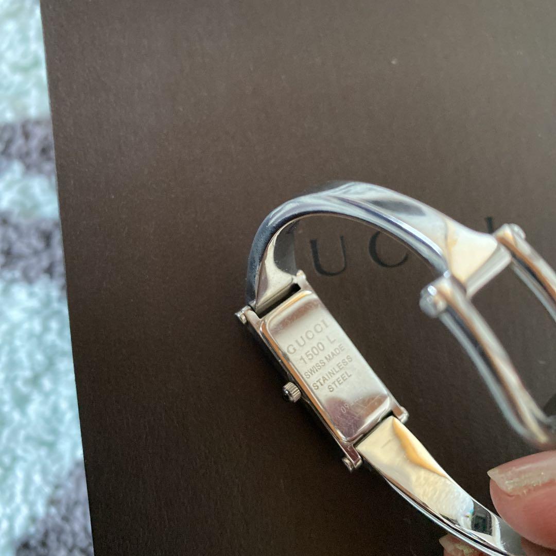 GUCCI 腕時計　レディース　箱、カードあり