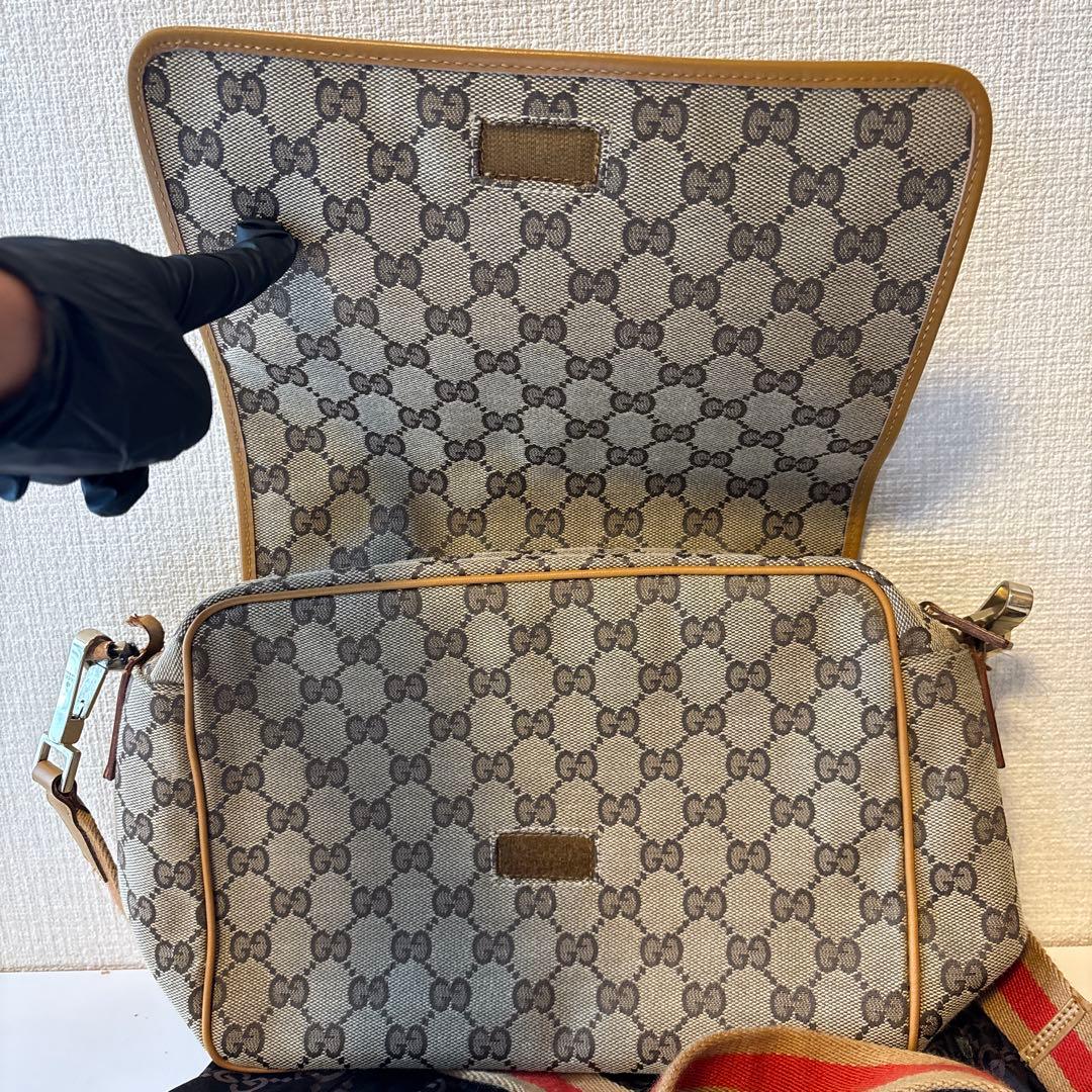 GUCCI ショルダーバッグGG キャンバス　シェリーラインレザー