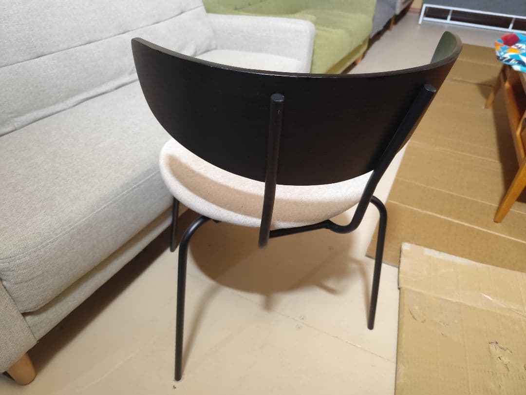 【関東圏限定】カナデモノ THE CHAIR ラウンド×ブラックスチール