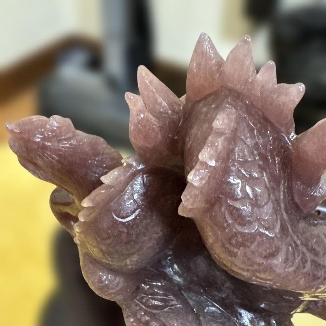 【極上品】ストロベリークォーツ　龍彫　2キロ超