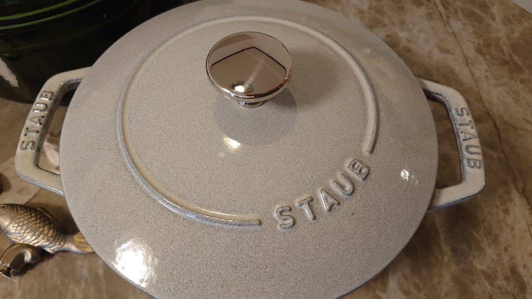 Staub ワナベ カンパーニュ M 18cm