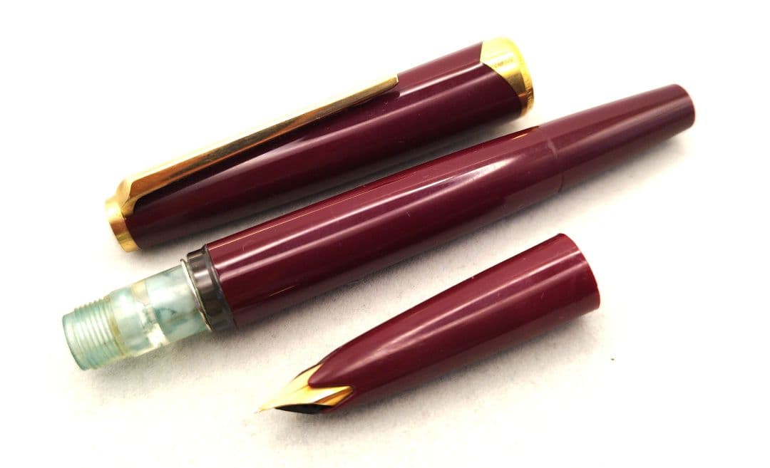 MONTBLANC モンブラン 万年筆　１２１ 　ボルドー