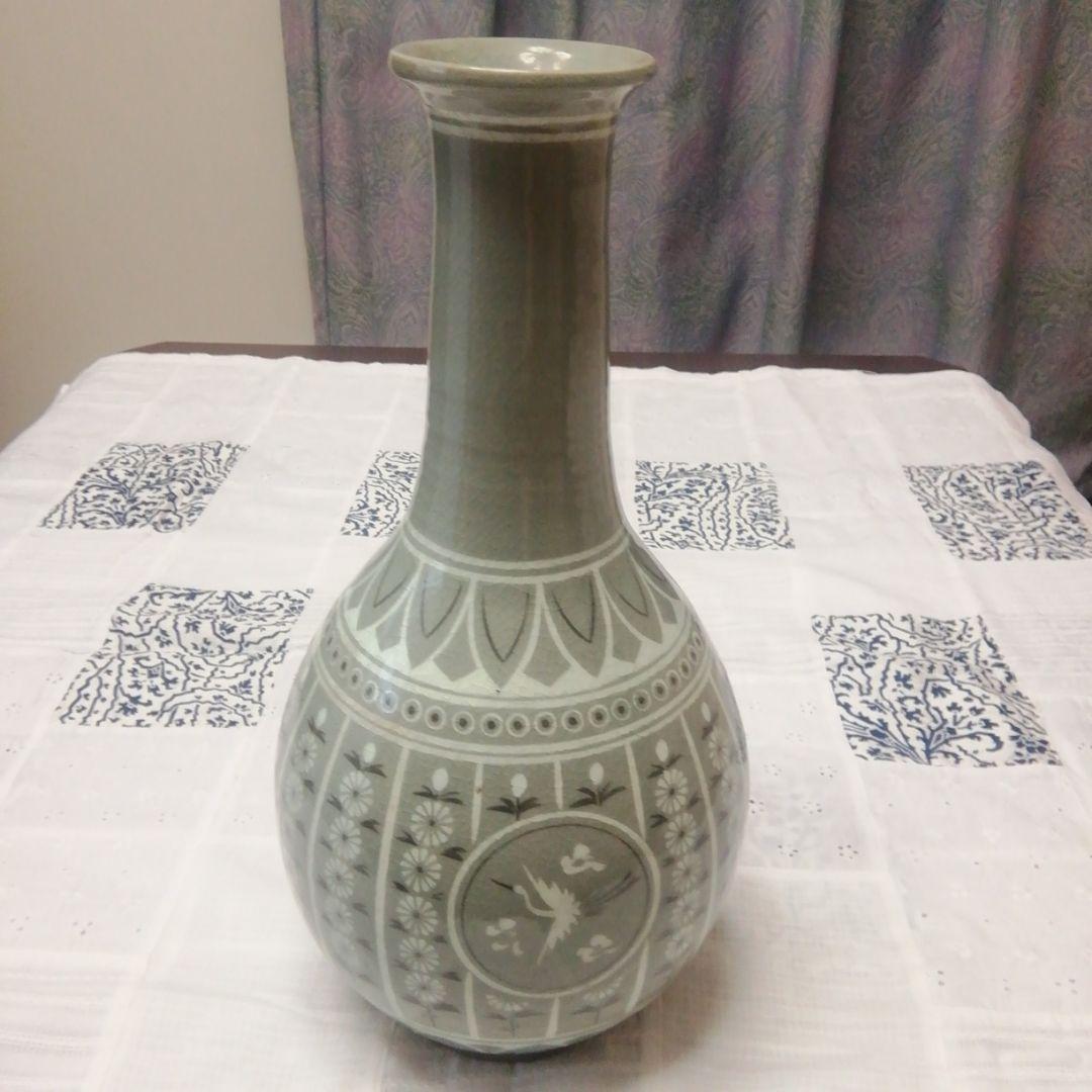 青磁花瓶