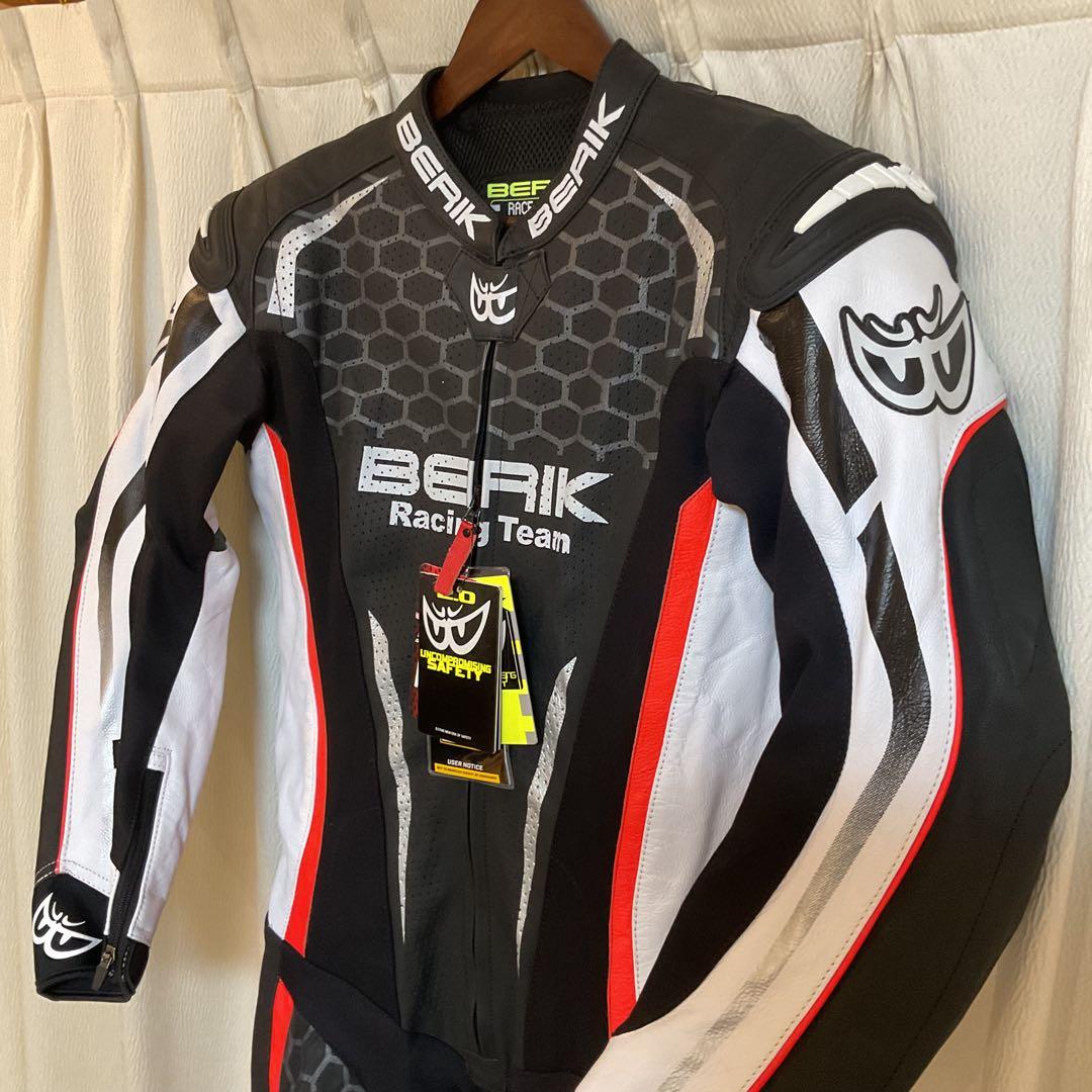 【未使用】MFJ公認 BERIK ベリック レーシングスーツ 56サイズ
