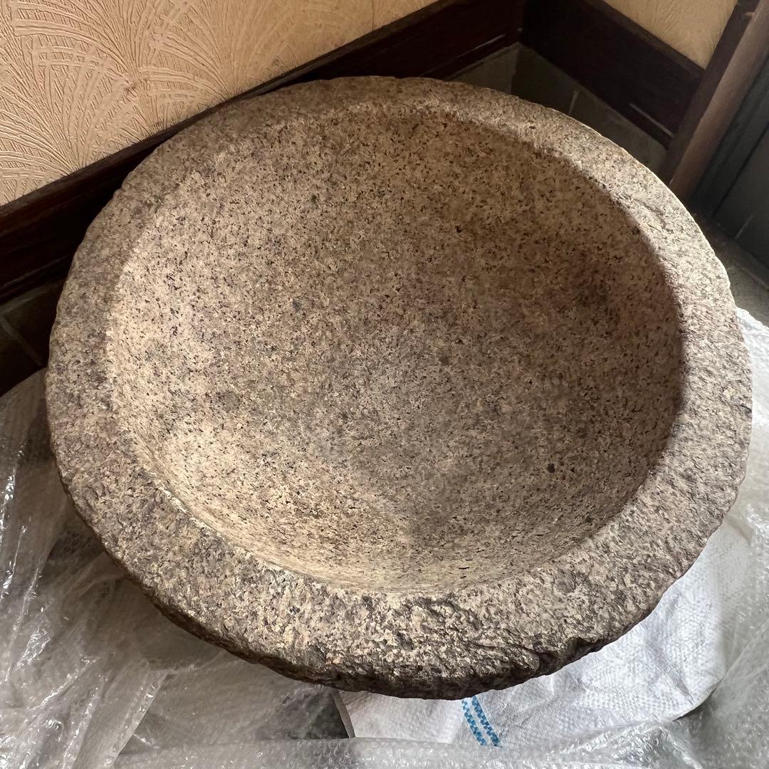 石臼　臼　餅臼　二升用　餅つき 御影石　花崗岩　鉢形　本格派　本格的