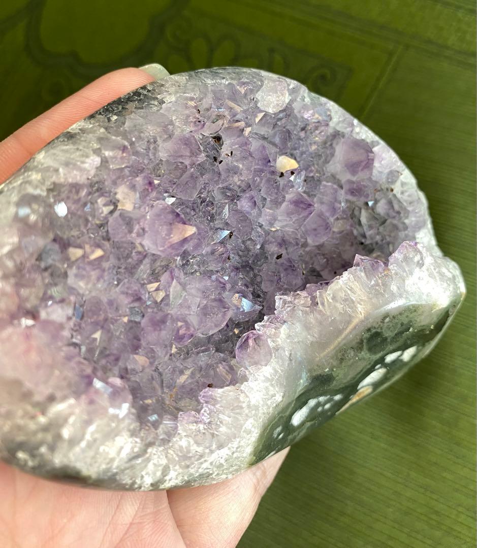 アメジスト クラスター 紫水晶 原石　瑪瑙母岩　高品質　紫水晶カッサ　205g