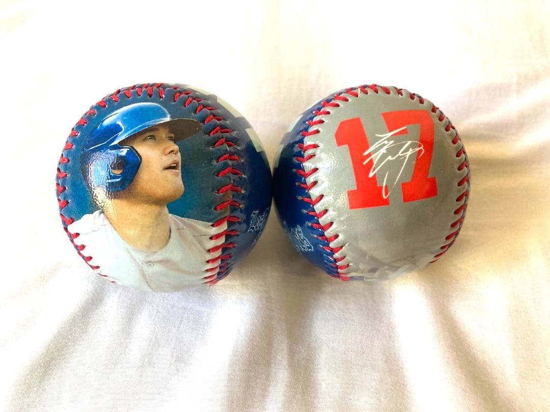 大谷翔平 ドジャース バブルヘッド人形 デコピン 本人画像付 ボール セット