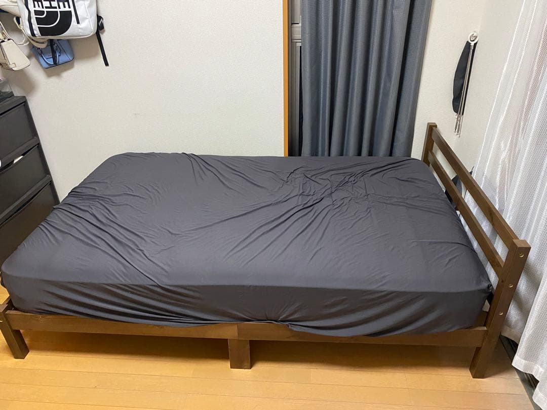 ニトリ ダブルベッド フレーム 4年間使用 福岡より 説明要確認