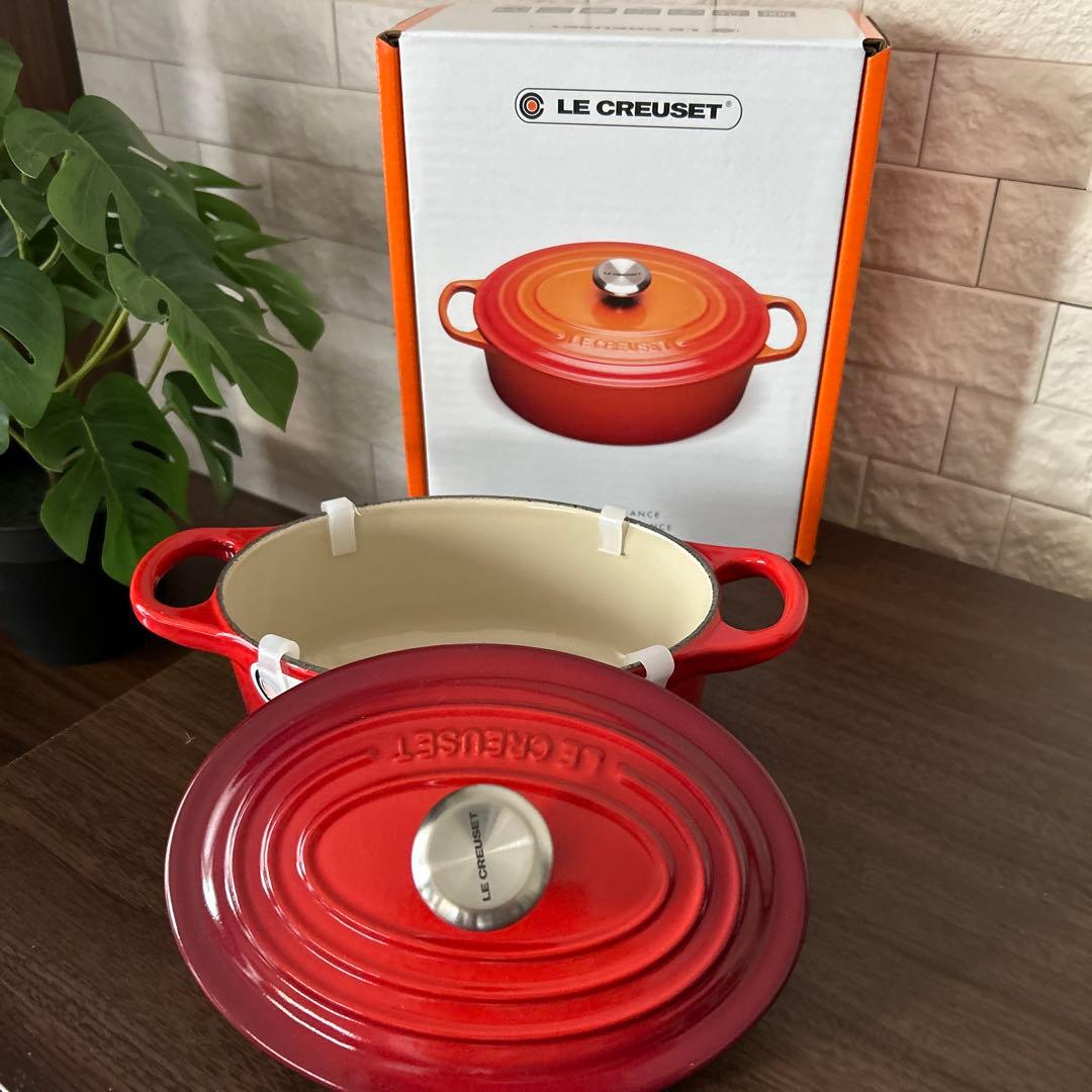 [新品未使用] ル クルーゼ シグニチャー ココット オーバル 17cm