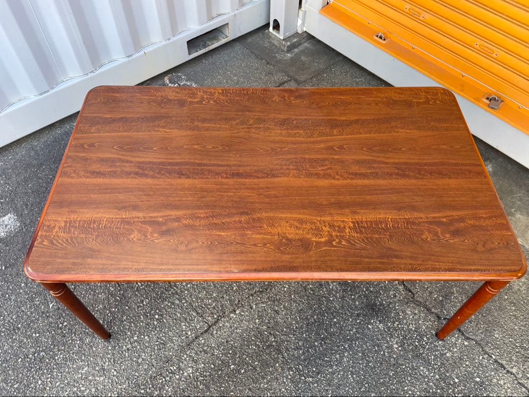 松田家具　アンティーク　ダークブラウン木製ダイニングテーブル