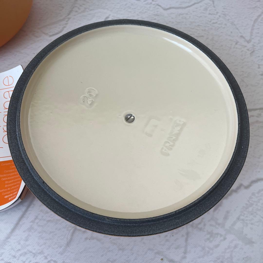 【未使用品】ル クルーゼ ココット　ロンド 両手鍋 20cm