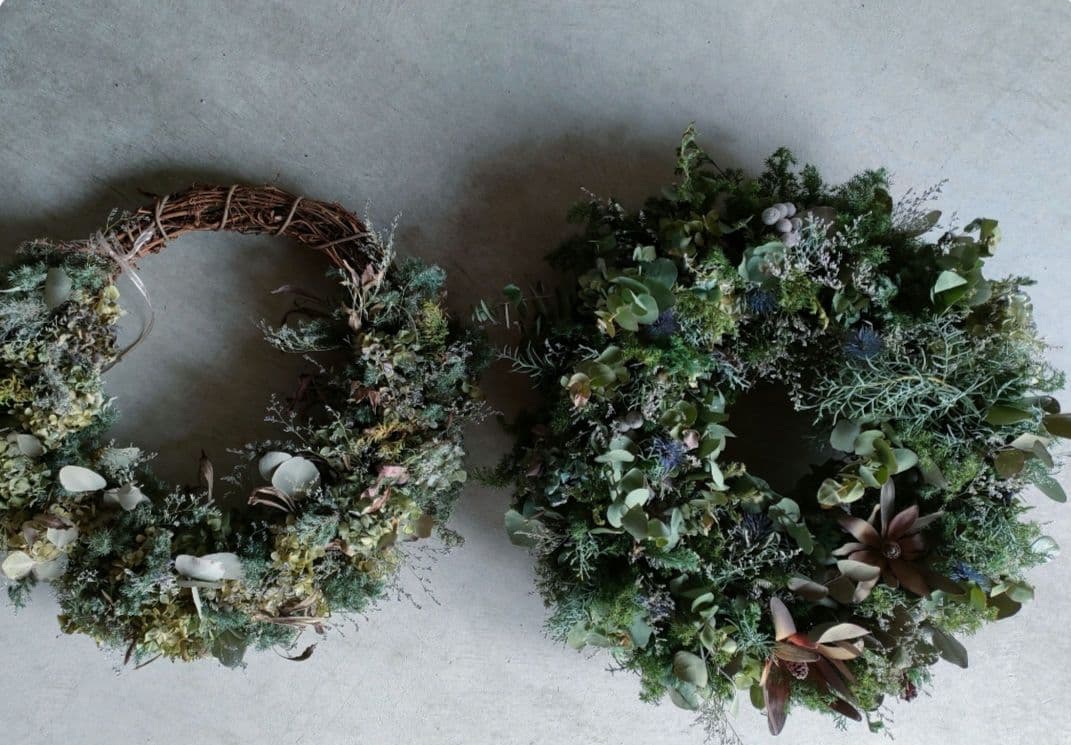 生花/直径50cm〜Christmasベル付き/特大グリーンリース/ドライ
