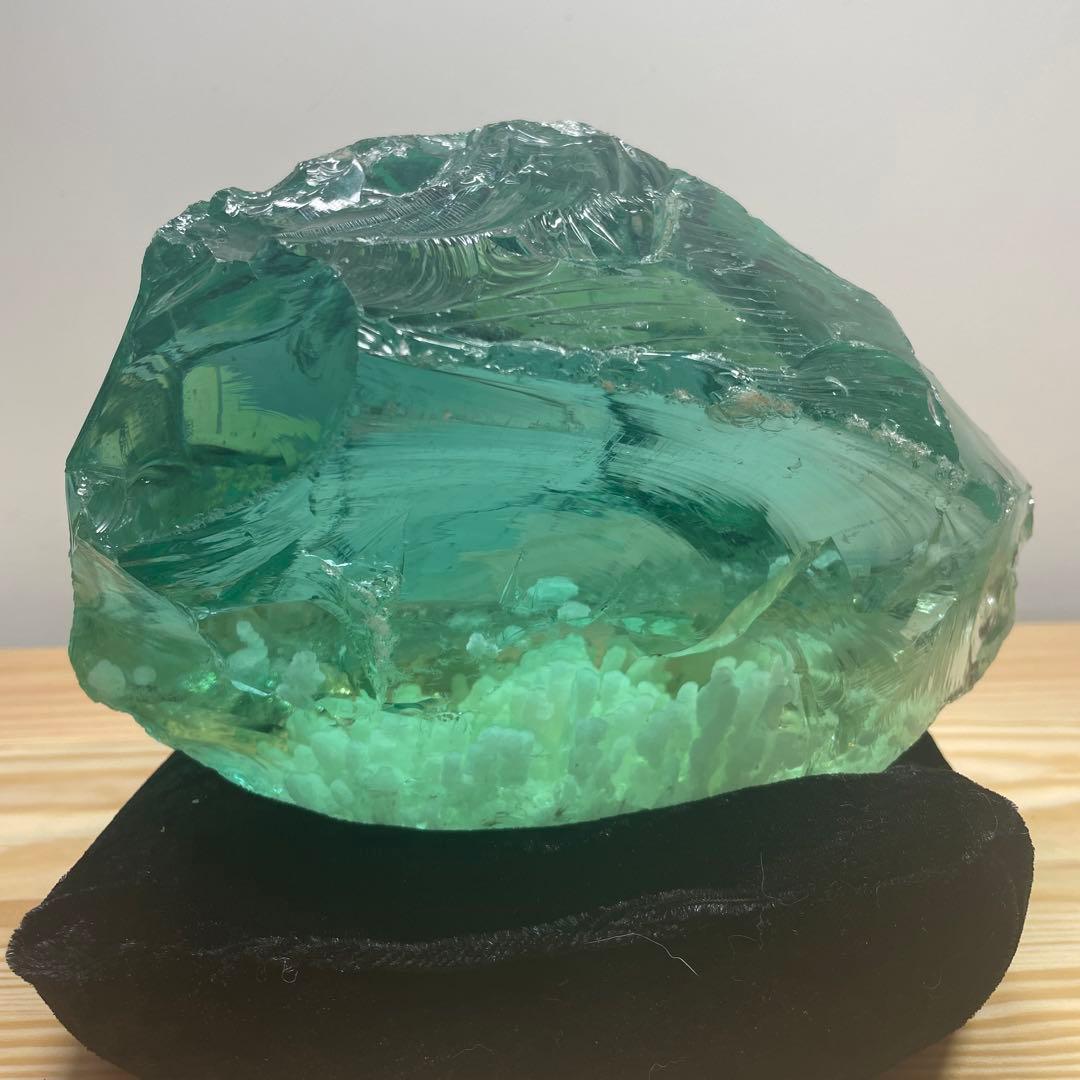 お値下げ　美品　アンダラクリスタル　インドネシア産　3026g
