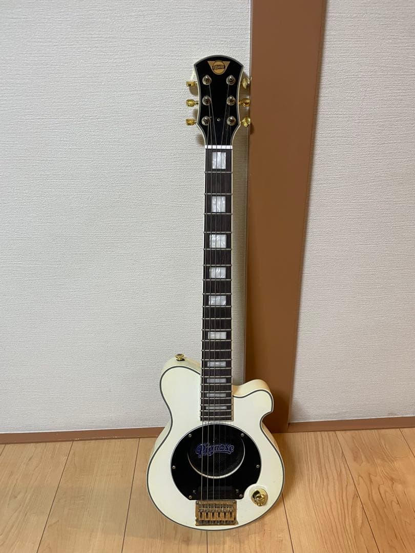 Pignose Guitar ホワイト　ピグノーズギター