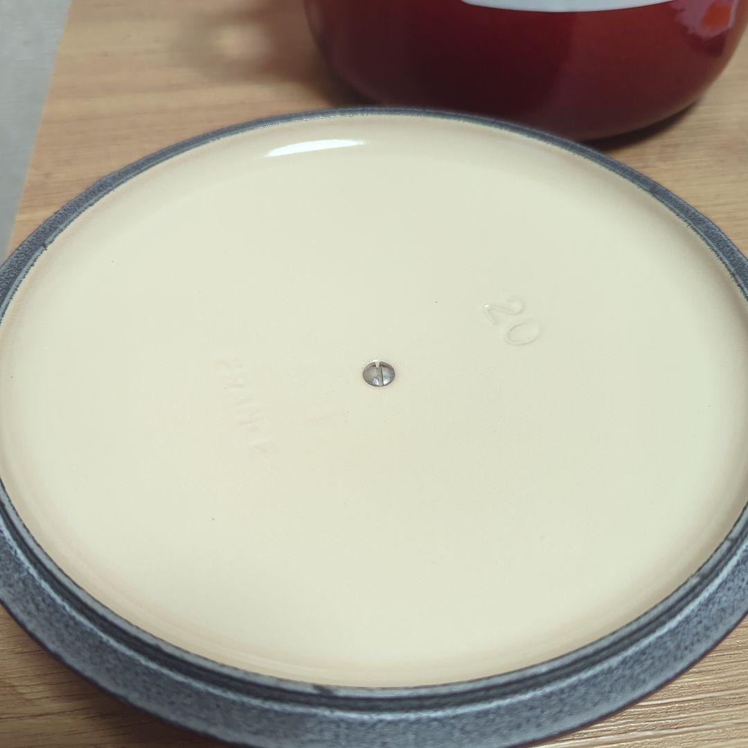 【新品・未使用】LE CREUSET 赤 ホーロー鍋 約20cm