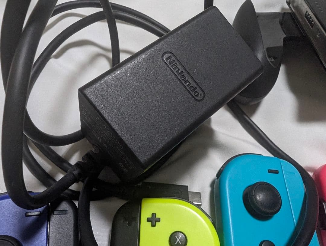 Nintendo Switch ニンテンドースイッチ 本体 ジョイコン2セット付