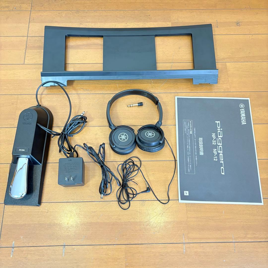 【美品・付属品多数】YAMAHA 61鍵電子キーボードNP-12B スタンド付属