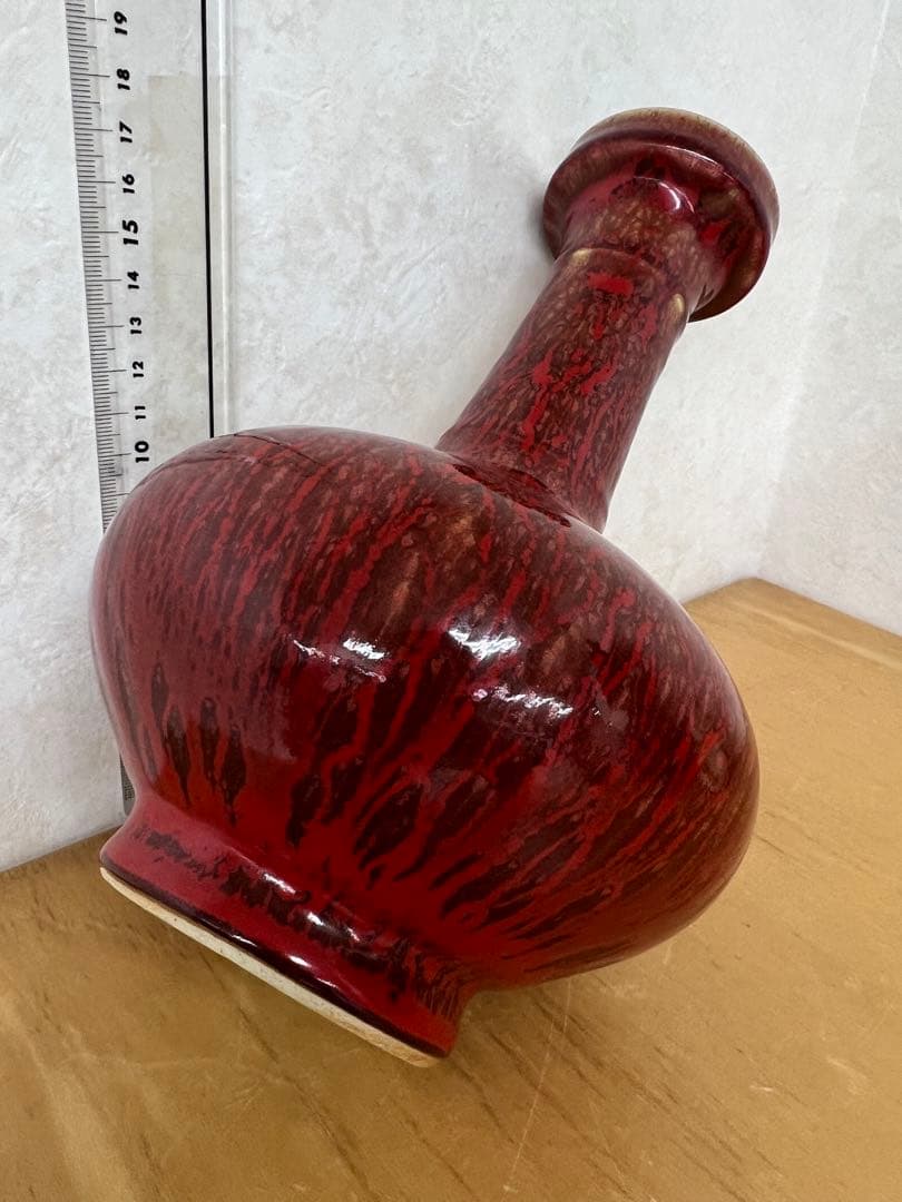 中国清朝　康熙年製紅釉長頸瓶骨董　唐物　アンティーク　古美術品　骨董　江戸　青磁