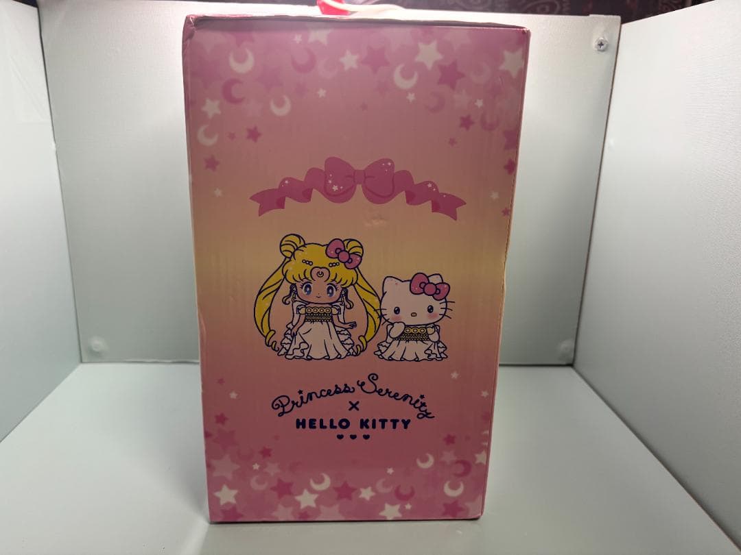 プリンセス・セレニティ × ハローキティ アクセサリースタンド