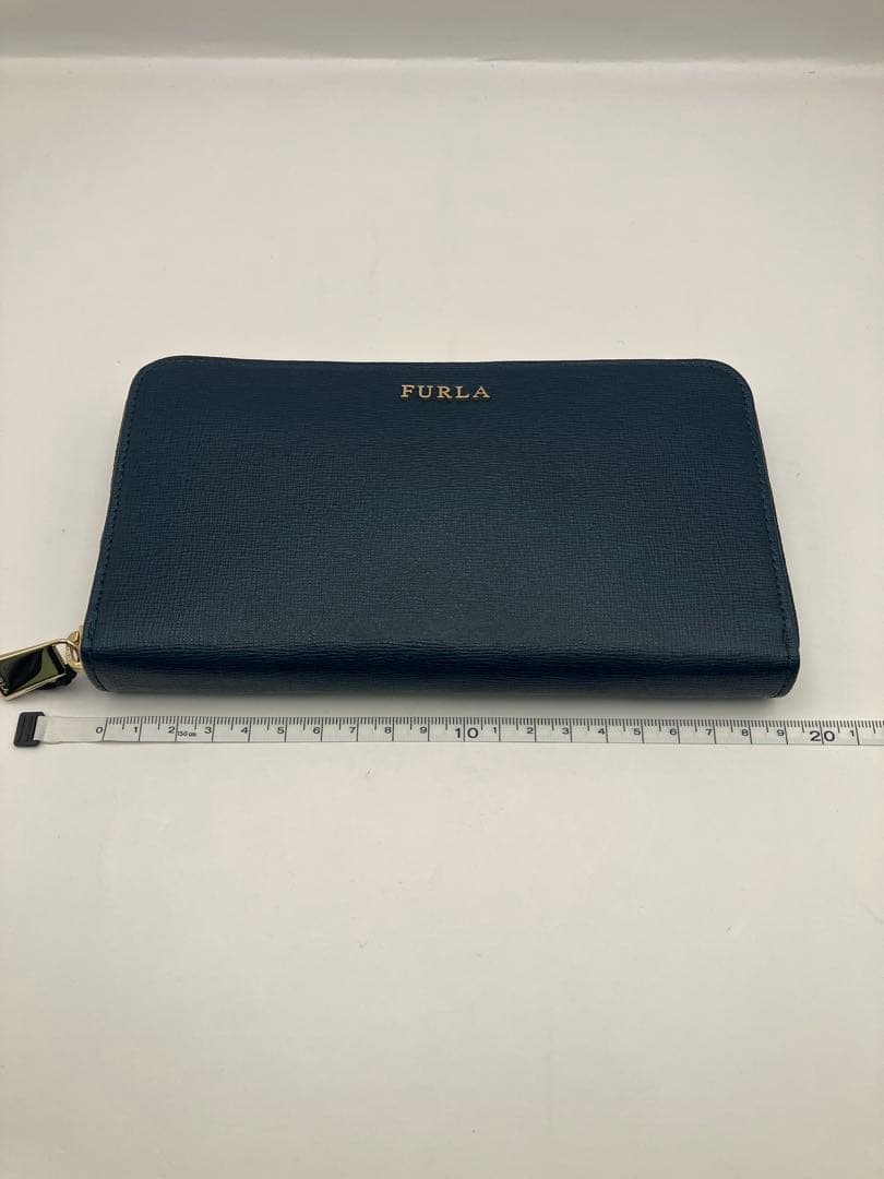 新品未使用　FURLA長財布　Y