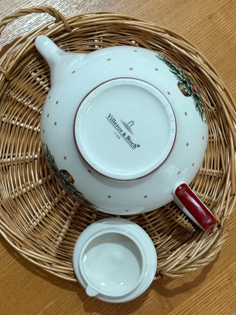 Villeroy & Bochビレロイ&ボッホ　ティーポット　クリスマス柄