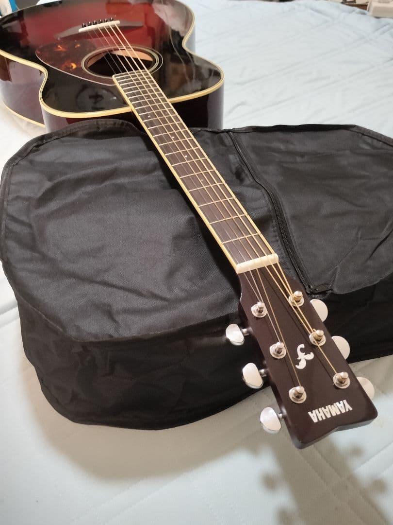 YAMAHA FS-720S TOP単板 ギター 小ぶり ヤマハ ケース付