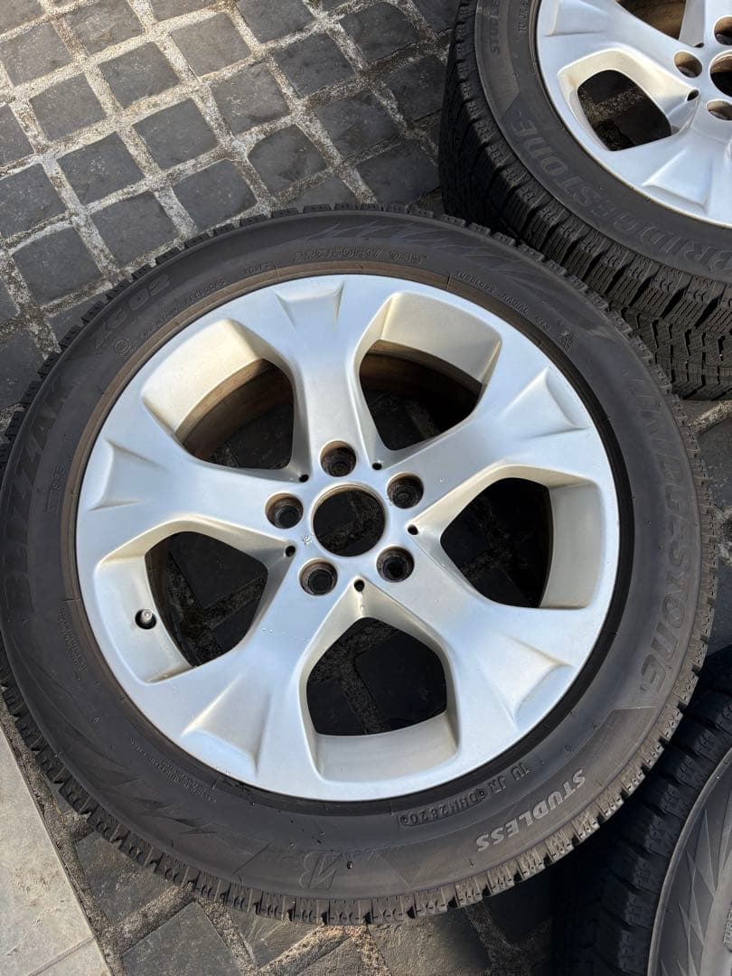 BMW X1e84vl18スタッドレス BRIDGESTONE225/50R17