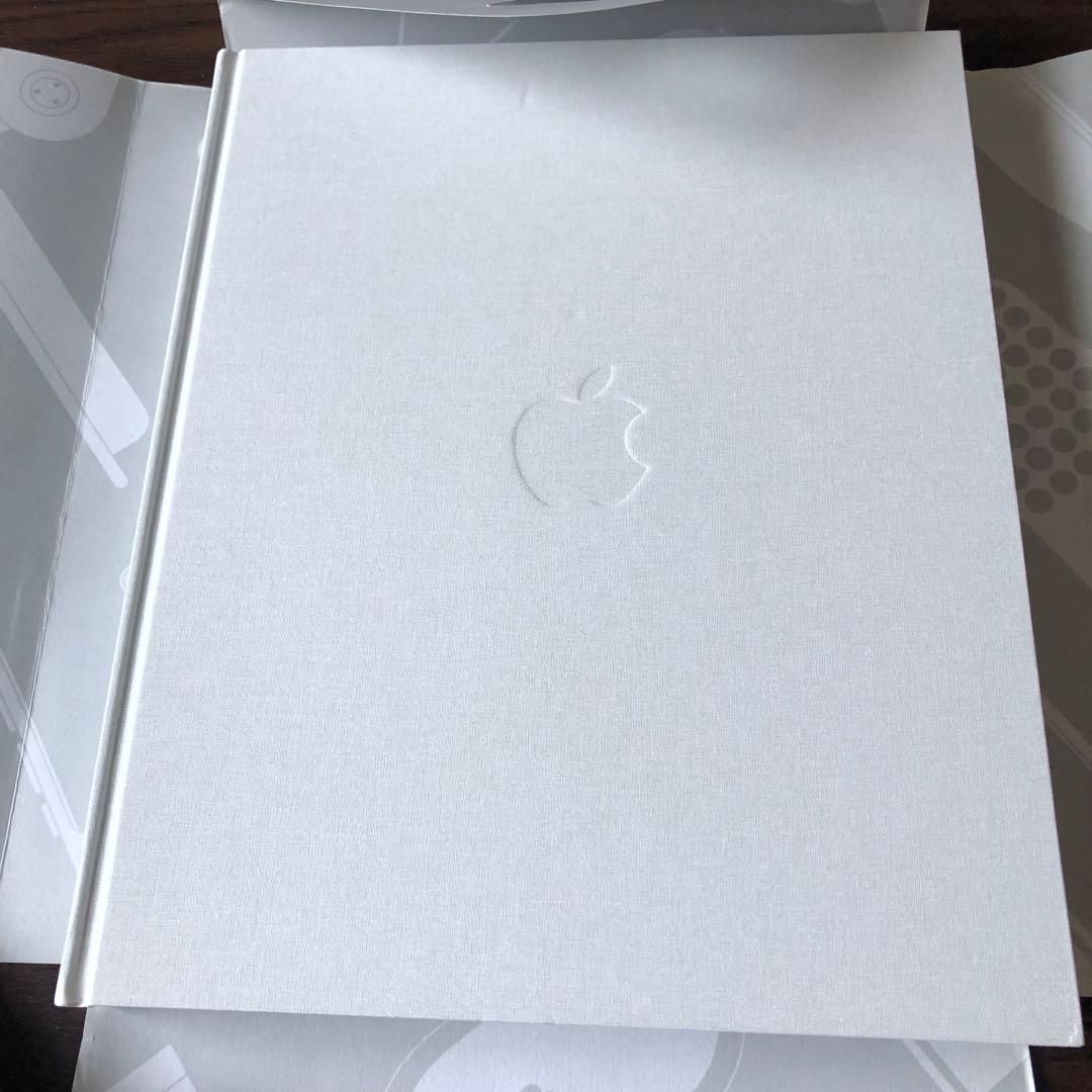 Designed by Apple in Californi 小アップル公式限定