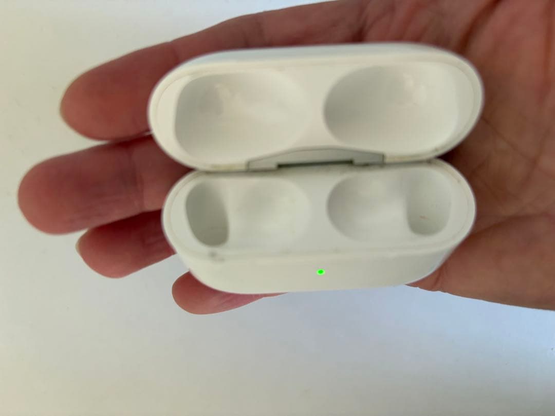 AirPods Pro 2本体 充電ケース付き ライトニング