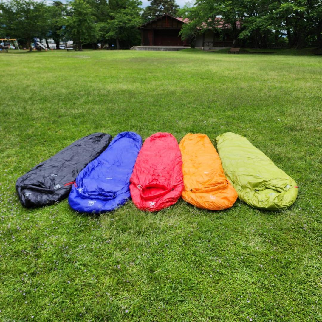 ★人気＆特価★寝心地最高！　マミー型　寝袋 ダウンシュラフ　400g　レッド