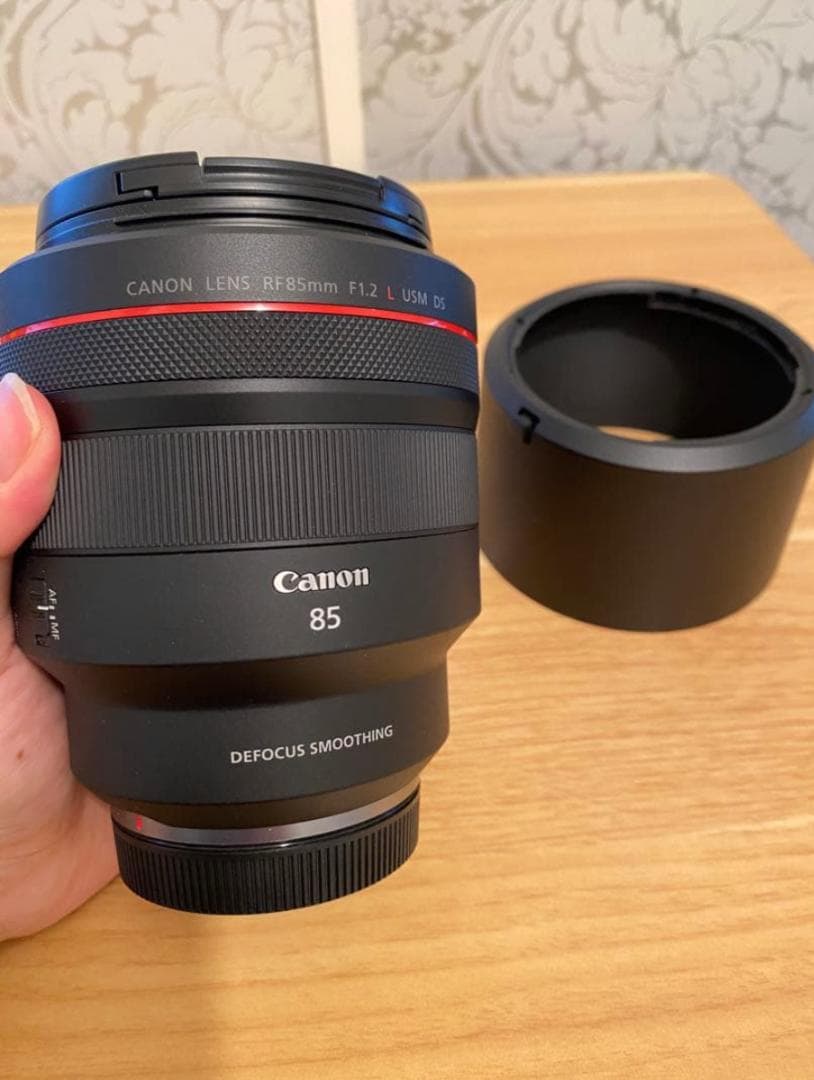 【レンズフード付】RF85mm F1.2 L USM DS