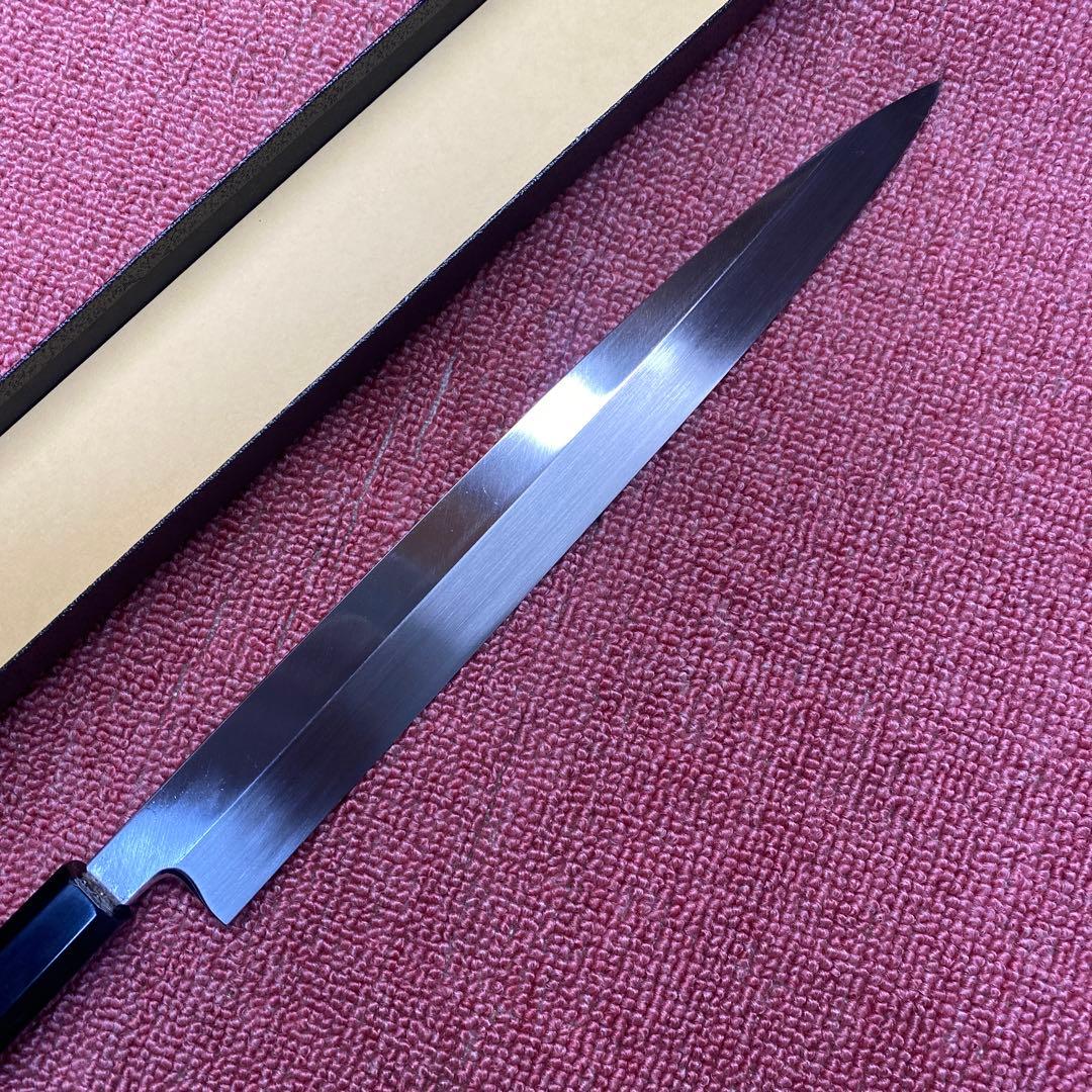 日本鋼(sk-5) 本焼き　柳刃包丁　300㎜ 尺0寸と身卸包丁210㎜のセット