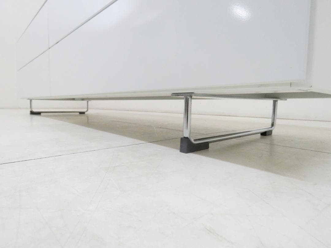 Cassina ixc カッシーナ LOTUS ロータス シアターボード 30万