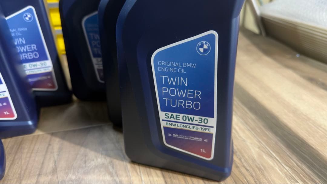 新品未使用品！BMW 純正ディーゼルエンジンオイル SAE 0w-30 6本