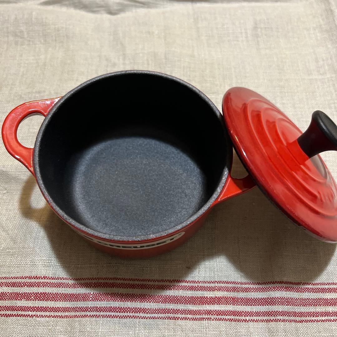 LE CREUSET レア物　新品　ル・クルーゼ　ミニ・ココット　鋳鉄　10cm