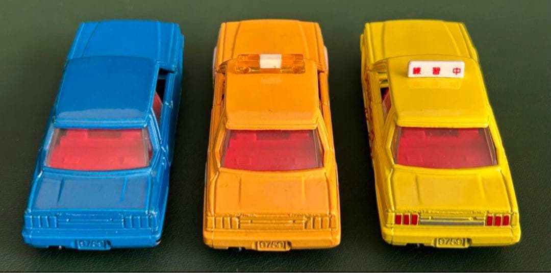 日本製 トミカ ニッサン セドリック 4ドアハードトップ 3台セット Y30
