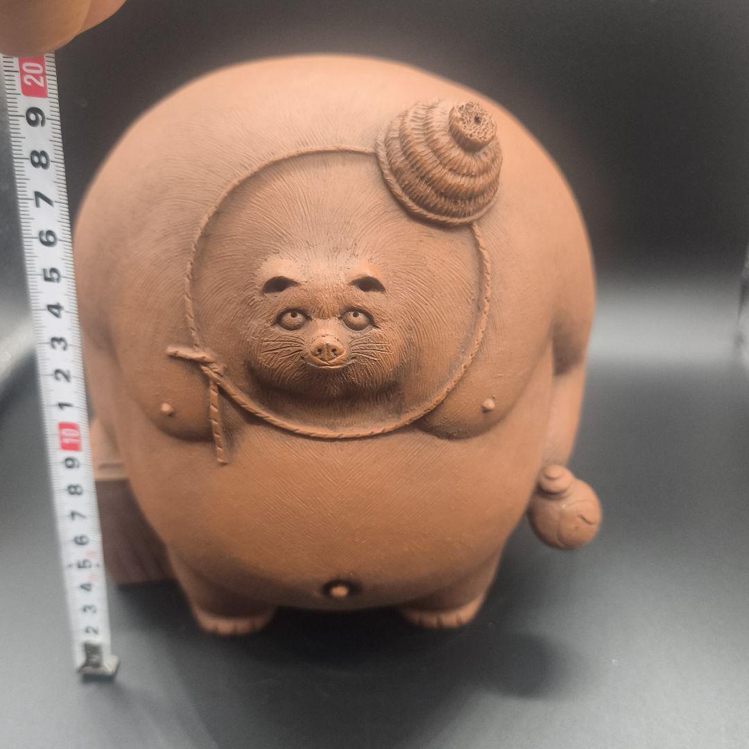 たぬきの置物