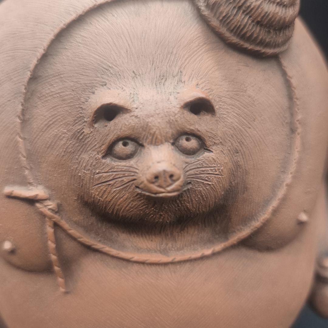 たぬきの置物