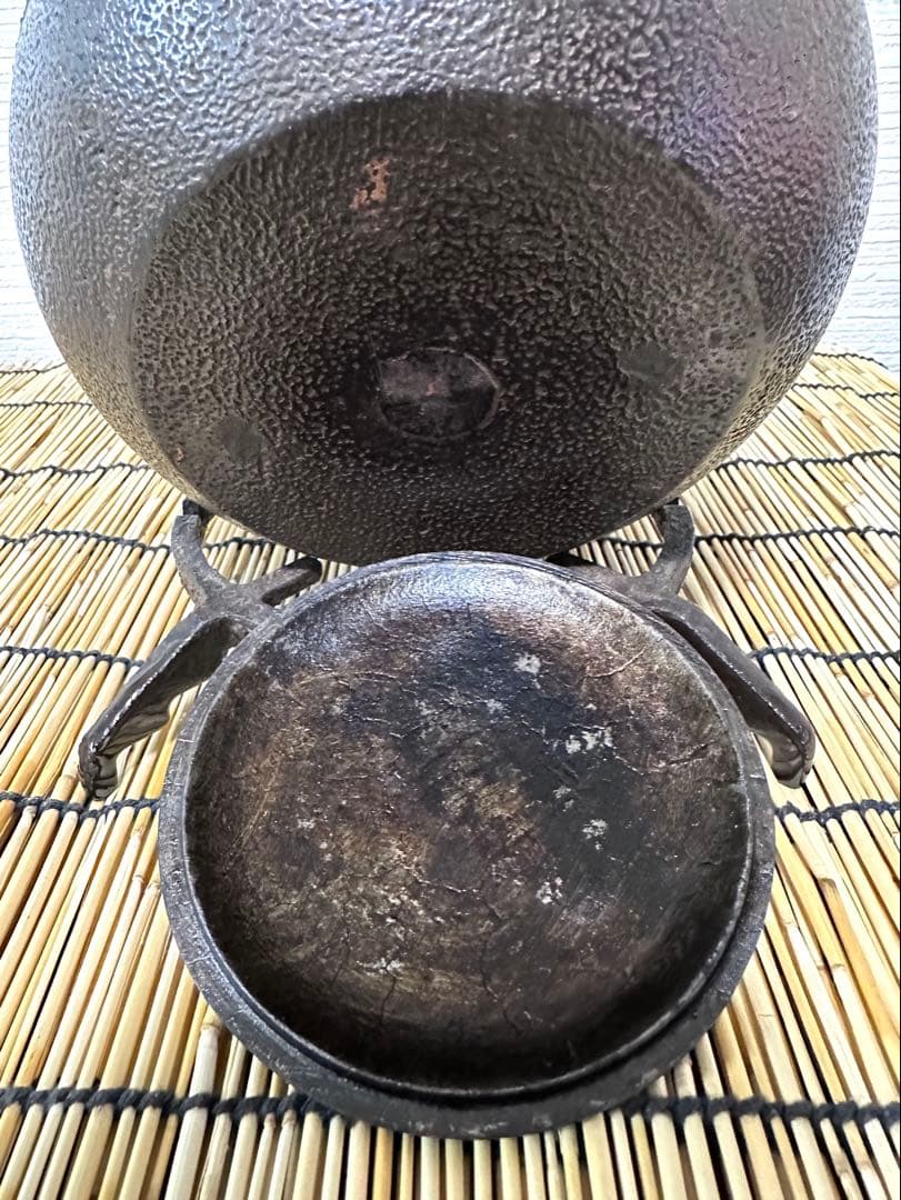 未使用品　南部松雲堂造　１５型アラレ　鉄瓶　南部鉄瓶　南部鉄器　鉄瓶