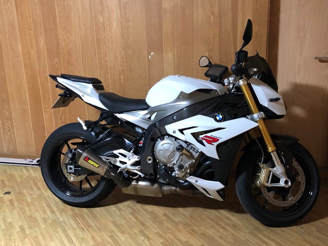 BMW S1000R,S1000RR AKRAPOVIC スリップオンマフラー