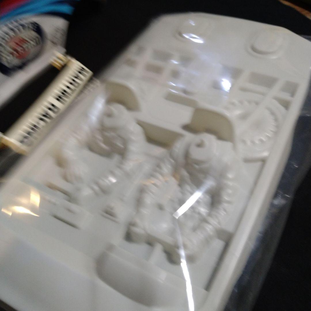 タミヤ　　1/10 ランチア　デルタHF インテグラーレ　完成ボディRC付き