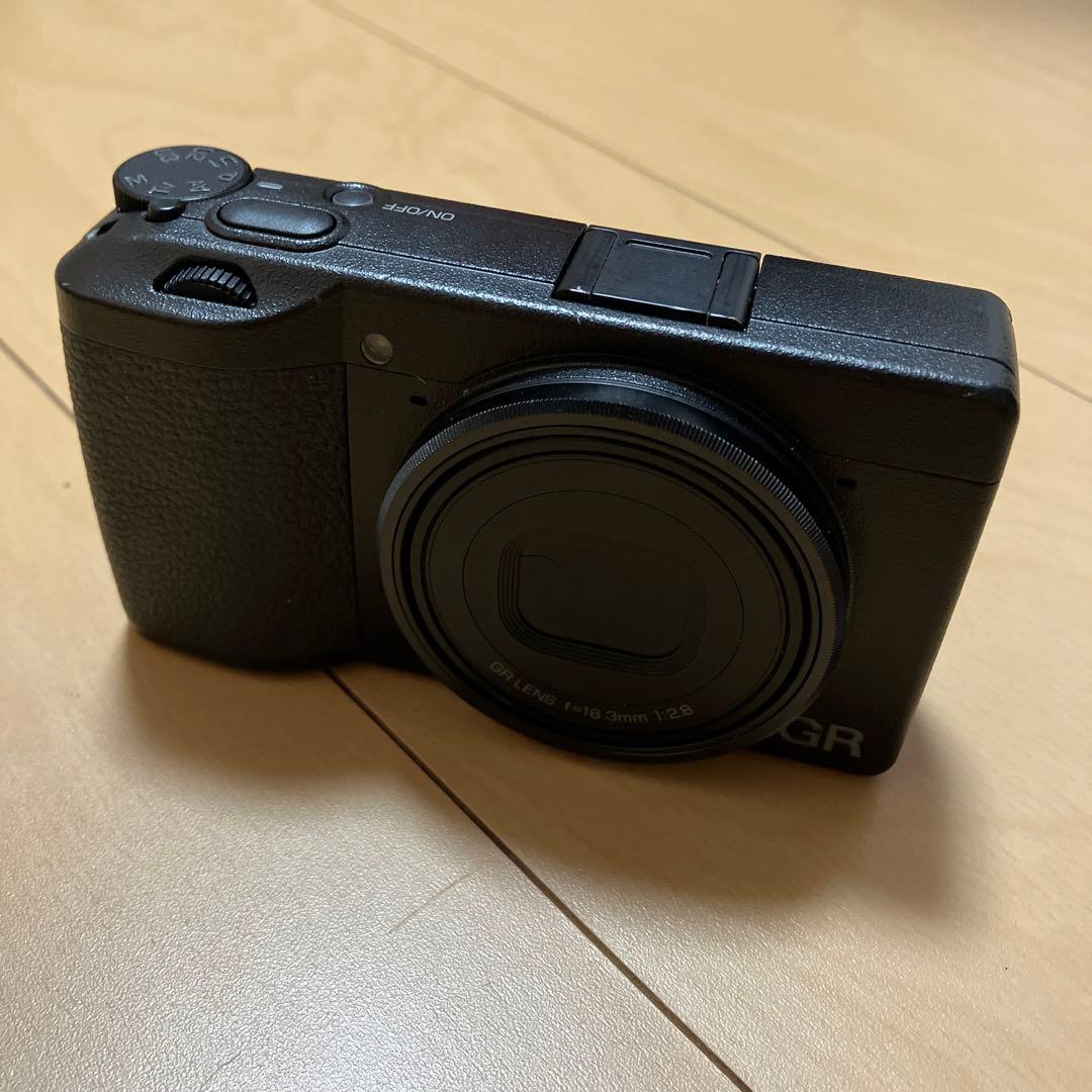 RICOH GRⅢ
