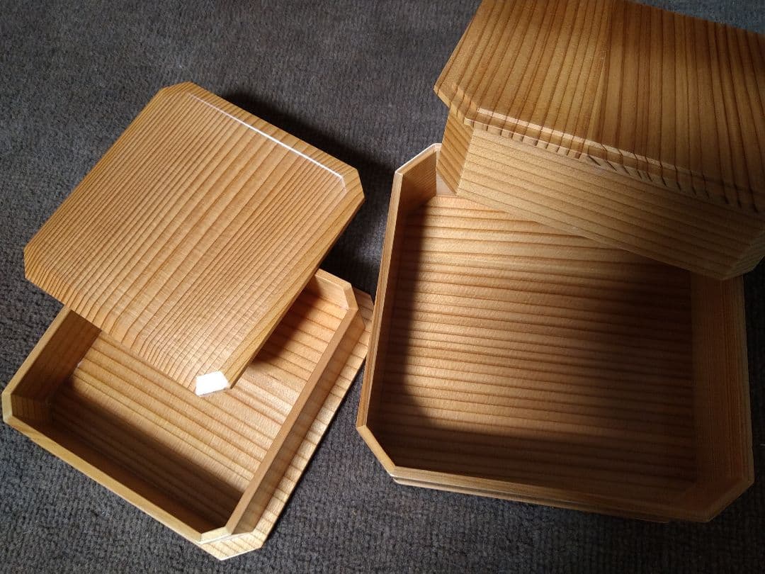 秋田杉 隅切三段重