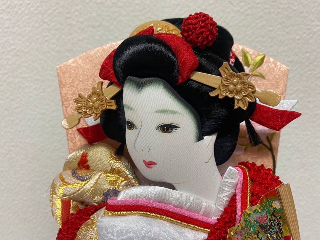 羽子板　六角ガラスケース１０号・本真珠・サイズ間口約３０×奥行約２０×高約４６㎝