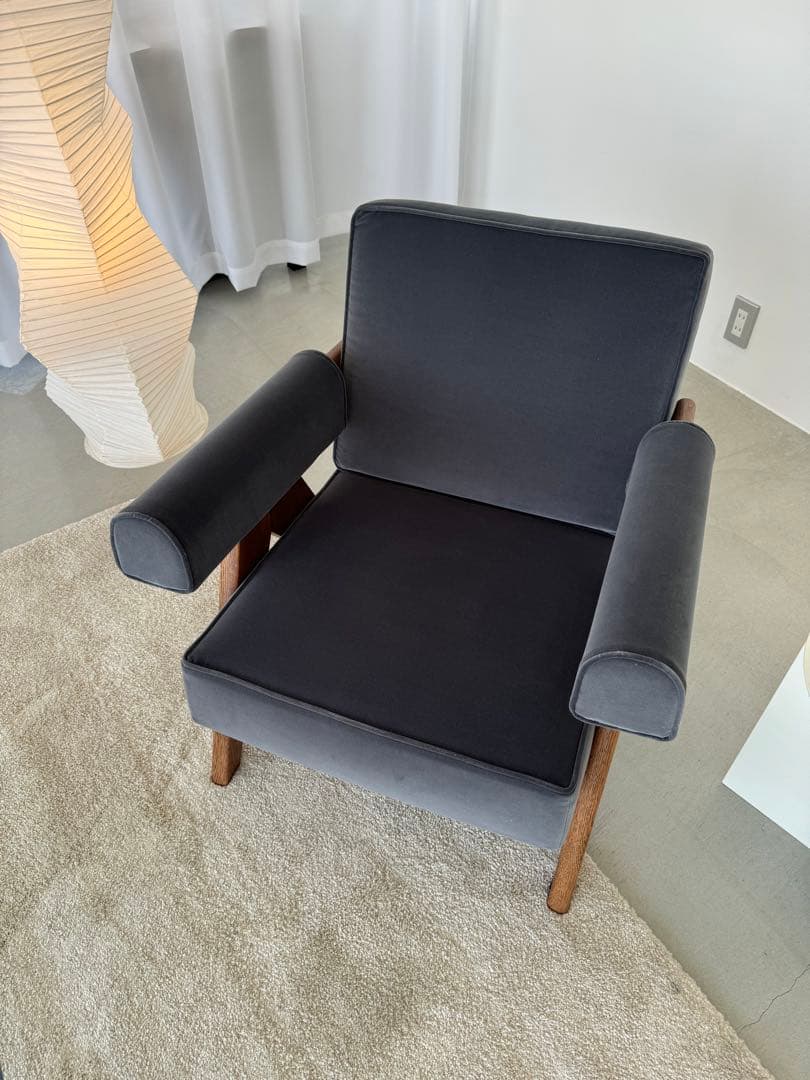 cassina　053 CAPITOL COMPLEX ARMCHAIR