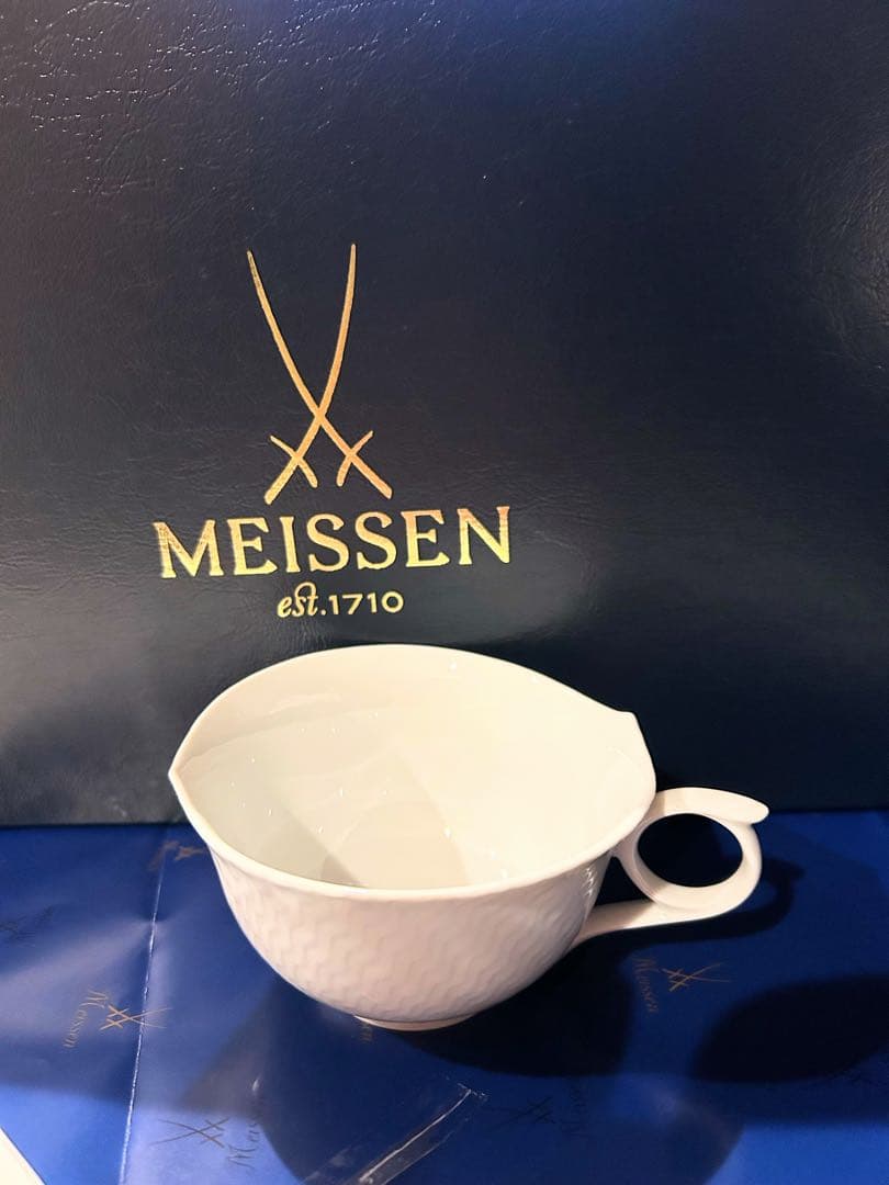 MEISSEN カップ＆ソーサー&皿 2セット ギフトボックス入り　波の戯れ