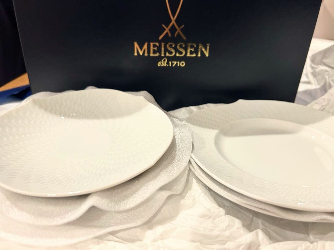 MEISSEN カップ＆ソーサー&皿 2セット ギフトボックス入り　波の戯れ
